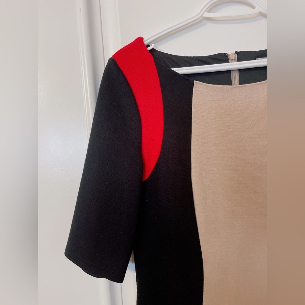 Dress - Picture 3 of 3